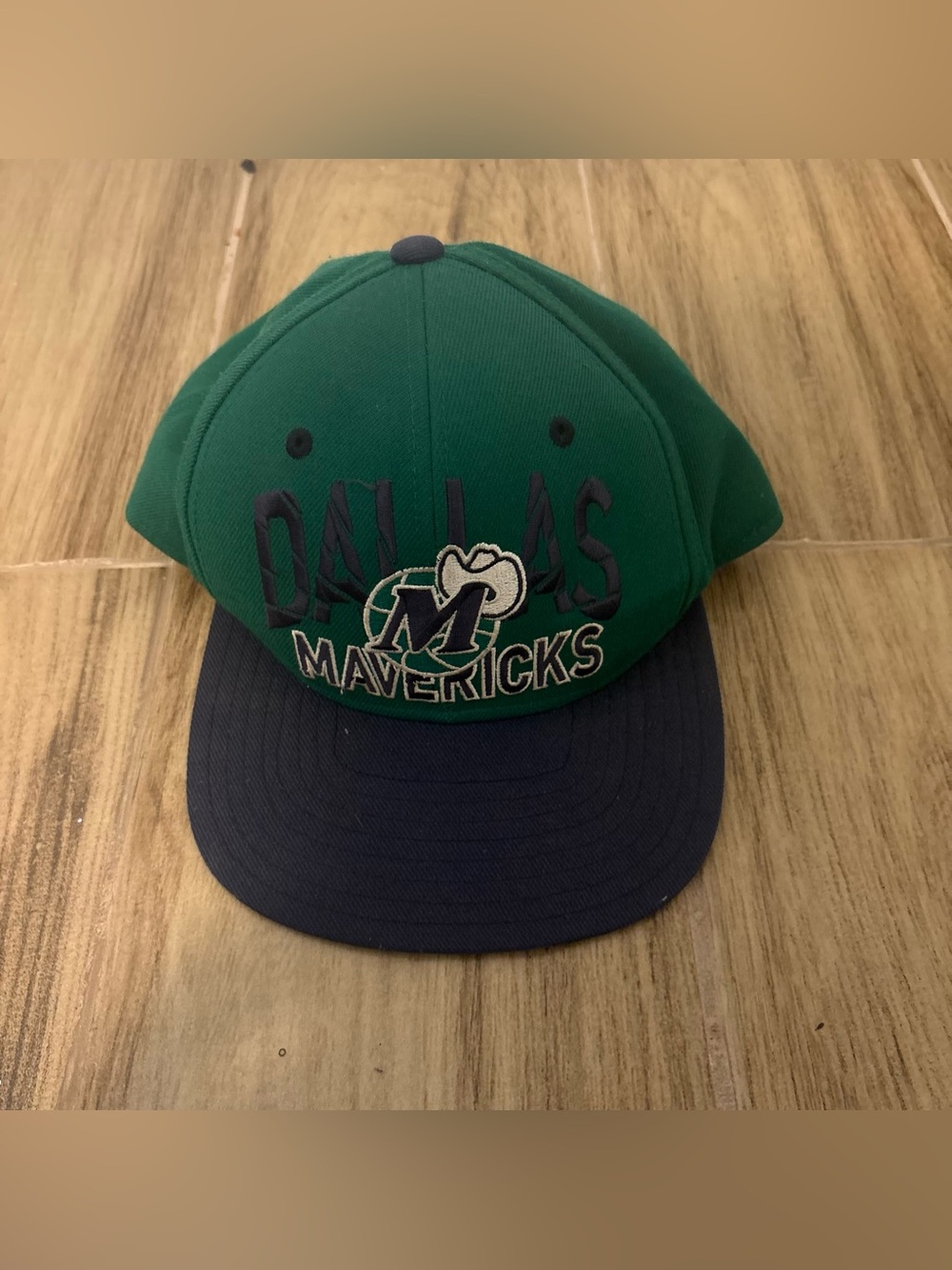 Vintage Adidas Dallas Mavericks Hardwood Classics Two-Tone Snapback Hat